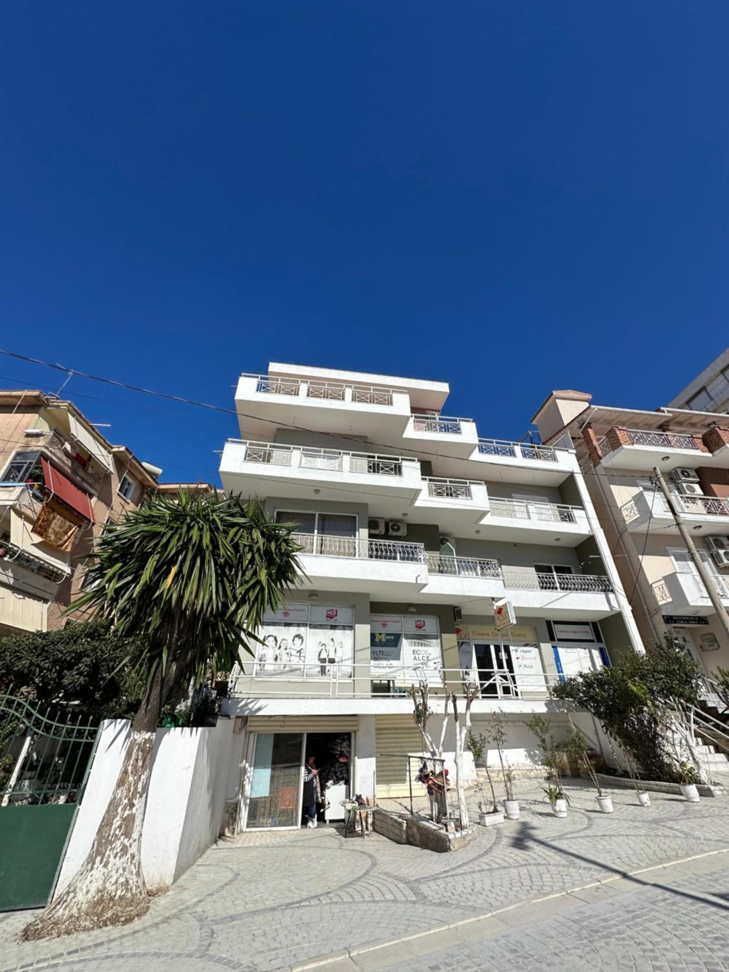 Olivias Apartments City Center Saranda Kültér fotó