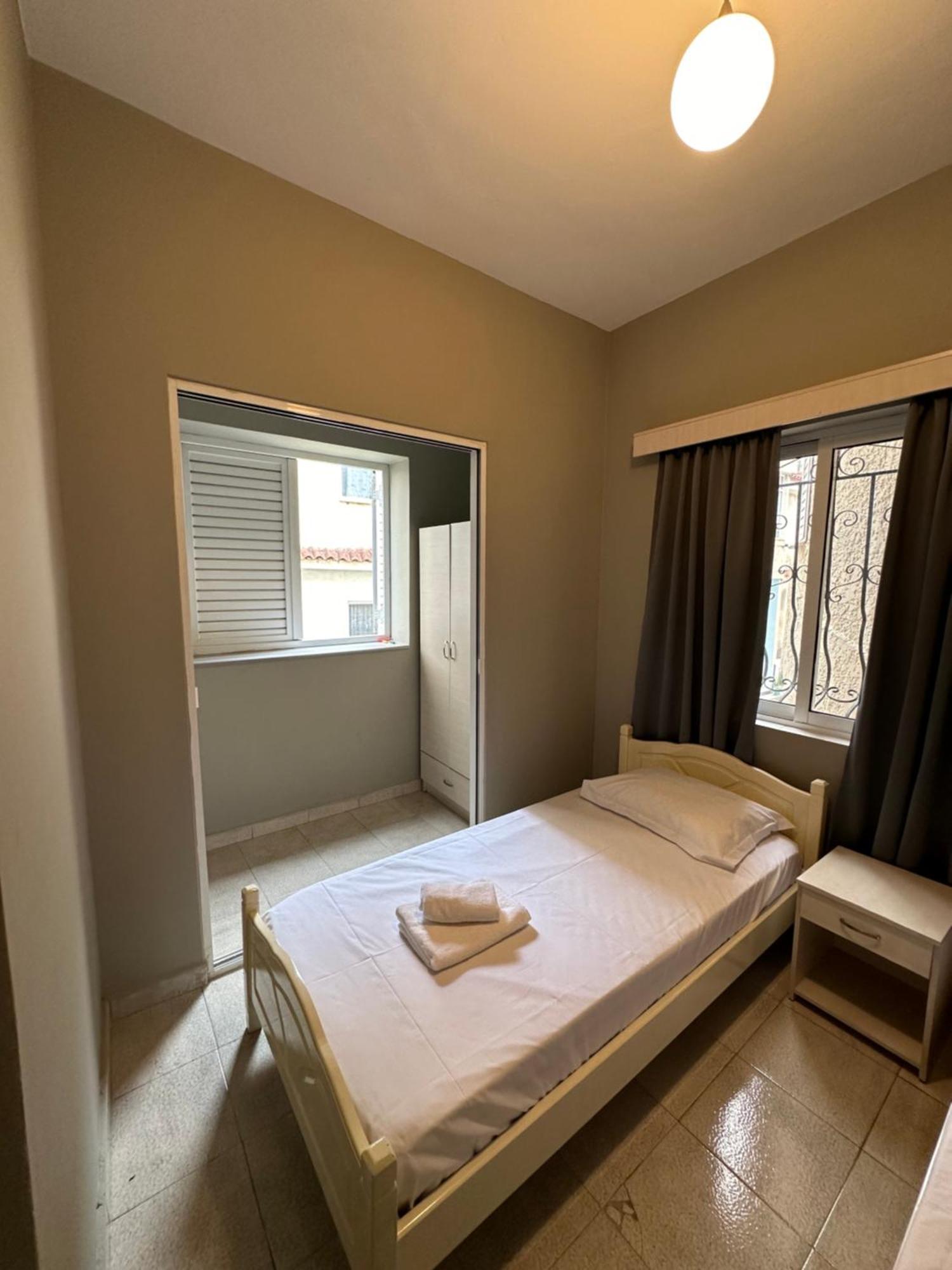 Olivias Apartments City Center Saranda Kültér fotó