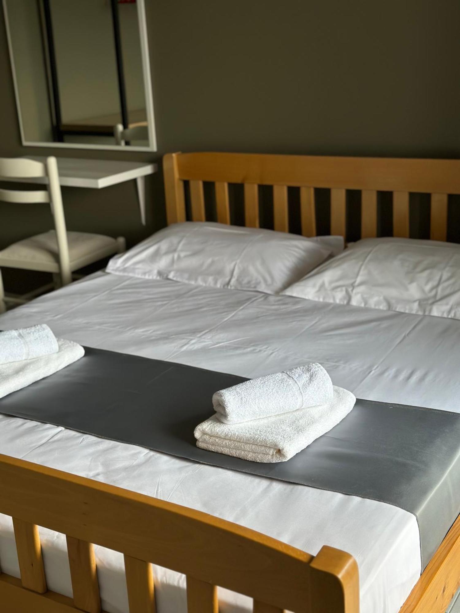 Olivias Apartments City Center Saranda Kültér fotó