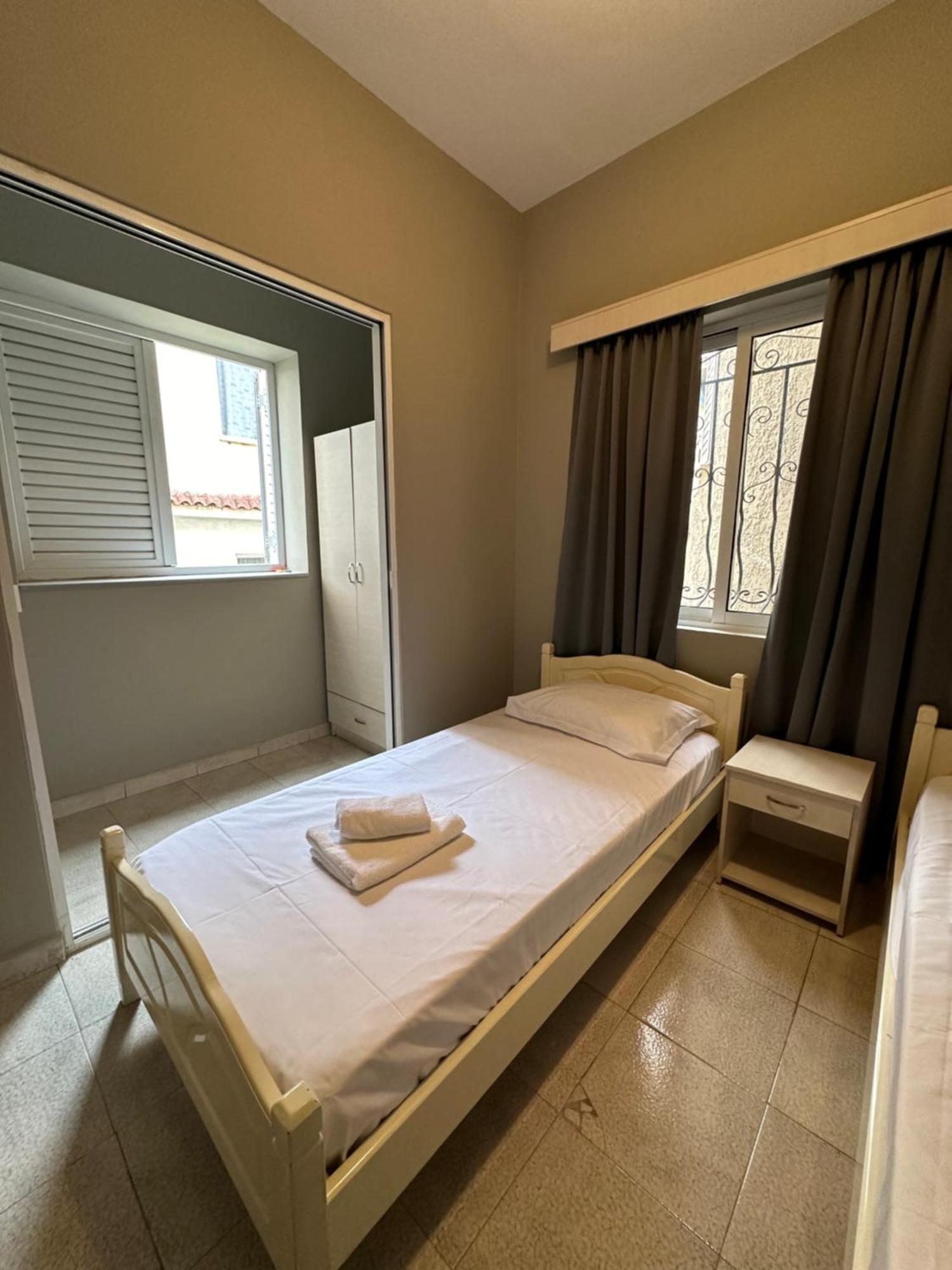 Olivias Apartments City Center Saranda Kültér fotó
