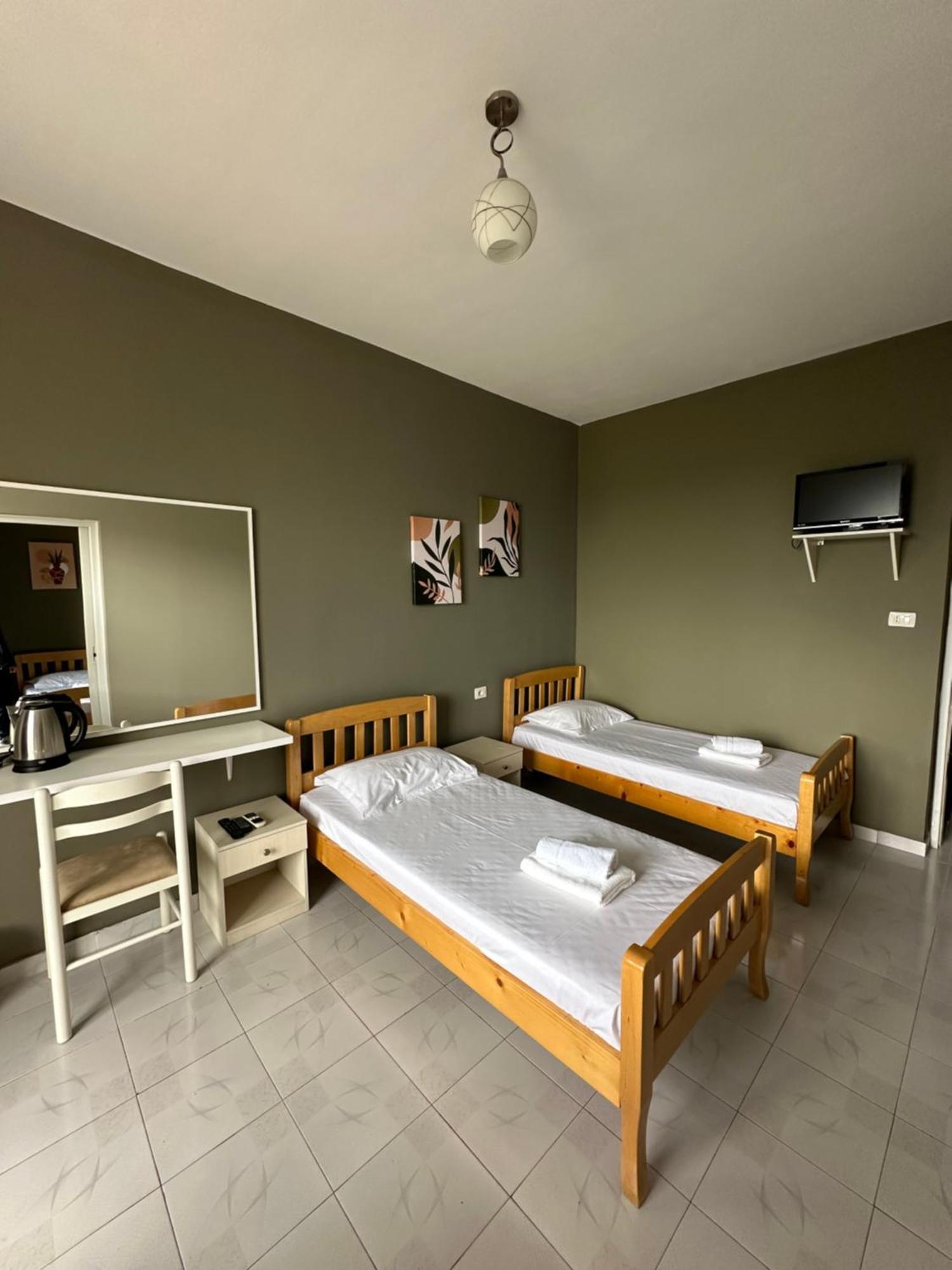 Olivias Apartments City Center Saranda Kültér fotó